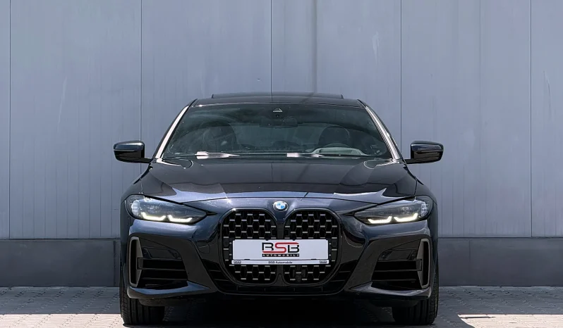 
								BMW M4 M440i xDrive AT MHEV full									