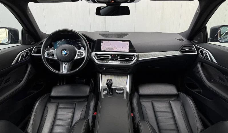 
								BMW M4 M440i xDrive AT MHEV full									