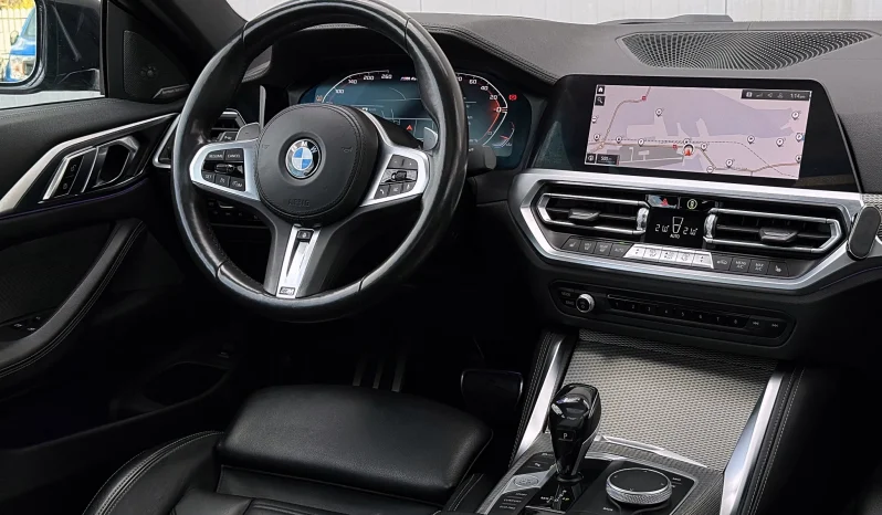 
								BMW M4 M440i xDrive AT MHEV full									