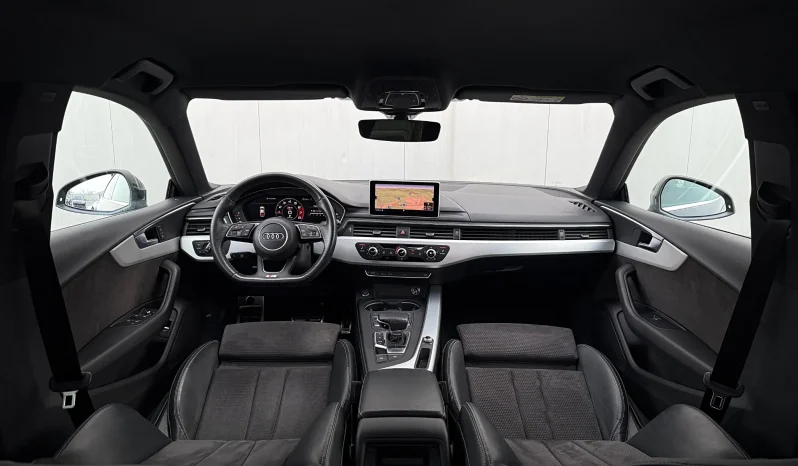 
								Audi A5 ack 35 TFSI S tronic S line full									