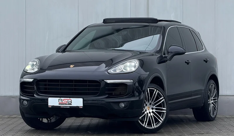 
								Porsche Cayenne S Platinum Edition full									