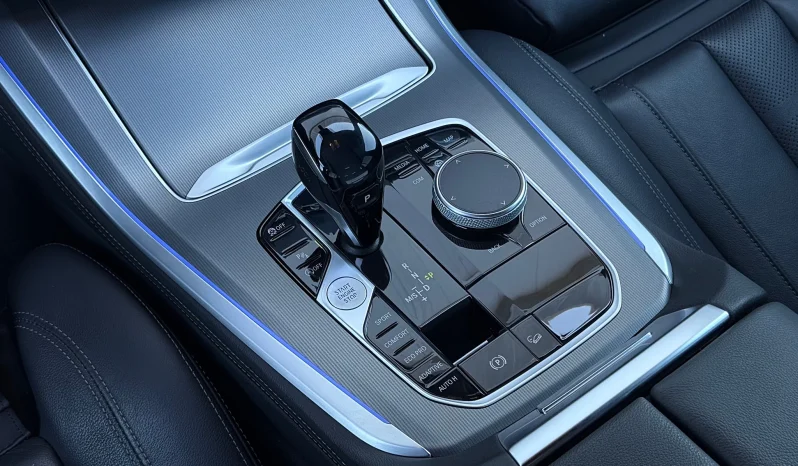 
								BMW X5 xDrive30d full									