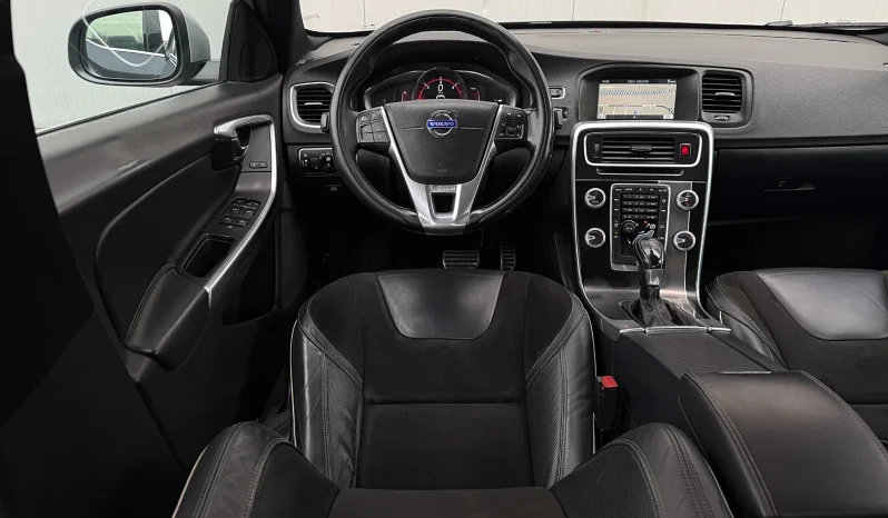 
								Volvo S60 D3 Geartronic RDesign full									