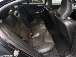 
										Volvo S60 D3 Geartronic RDesign full									