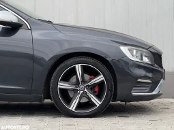 
										Volvo S60 D3 Geartronic RDesign full									