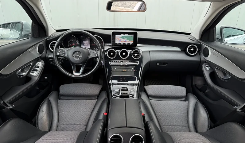 
								Mercedes-Benz C 220 (BlueTEC) d 7G-TRONIC Avantgarde full									
