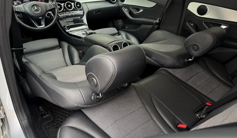 
								Mercedes-Benz C 220 (BlueTEC) d 7G-TRONIC Avantgarde full									