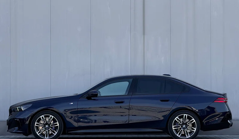 
								BMW Seria 5 520d AT MHEV full									