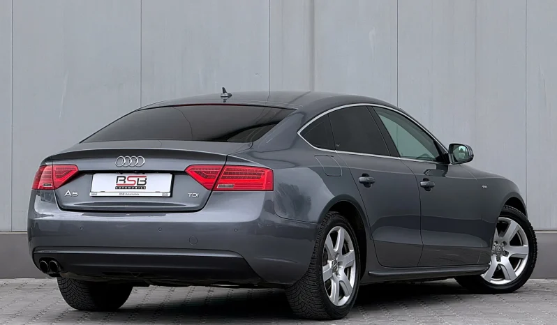 
								AUDI A5 2.0 TDI S-TRONIC SPORT full									