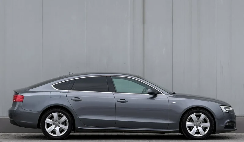 
								AUDI A5 2.0 TDI S-TRONIC SPORT full									