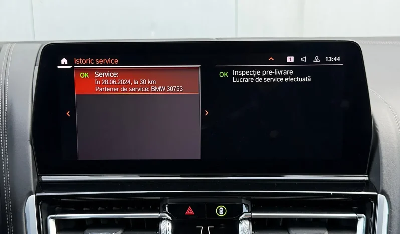 
								BMW Seria 8 Coupe full									