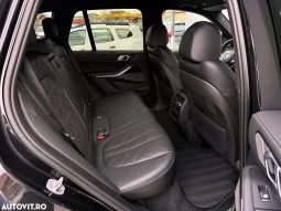 
										BMW X5 xDrive30d AT MHEV full									