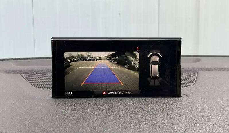 
								Audi Q7 3.0 TDI Quattro Tiptronic full									