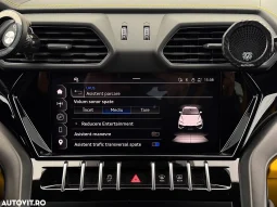 
										LAMBORGHINI URUS MANSORY full									