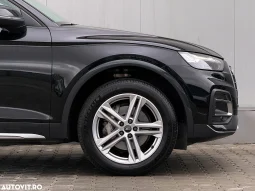 
										Audi Q5 40 TDI quattro S tronic sport full									