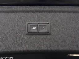 
										Audi Q5 40 TDI quattro S tronic sport full									