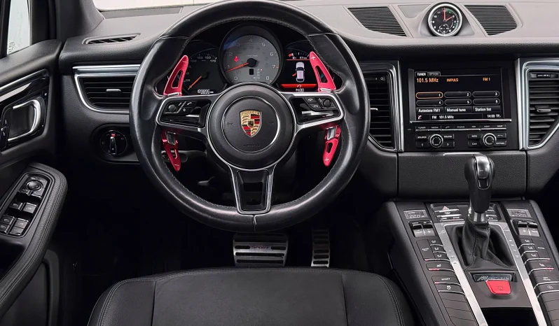 
								Porsche Macan 3.0 PDK S full									