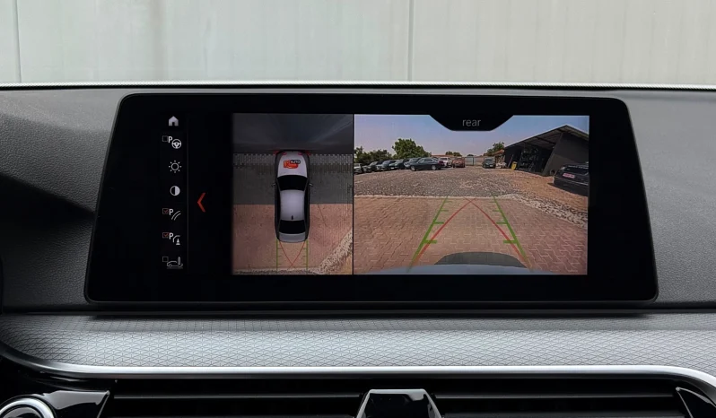 
								BMW Seria 5 540d xDrive AT full									