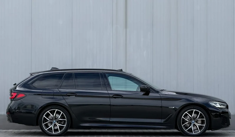 
								BMW Seria 5 530e xDrive Aut. M Sport Edition full									