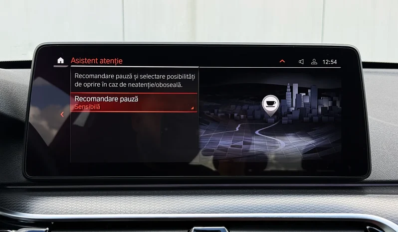 
								BMW Seria 5 530e xDrive Aut. M Sport Edition full									