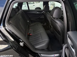 
										BMW Seria 5 530e xDrive Aut. M Sport Edition full									