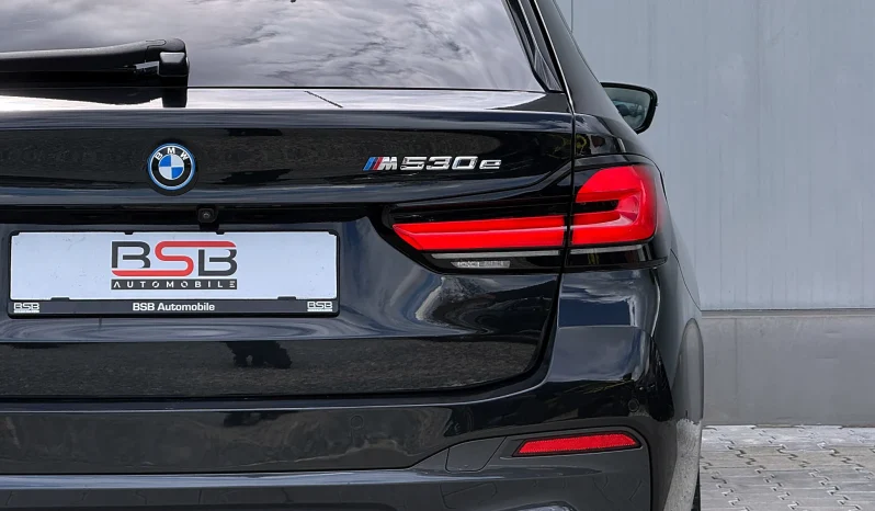 
								BMW Seria 5 530e xDrive Aut. M Sport Edition full									