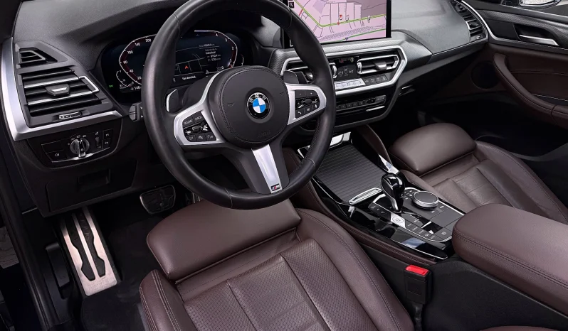 
								BMW X4 xDrive20d AT MHEV full									