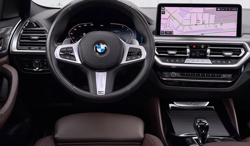 
								BMW X4 xDrive20d AT MHEV full									