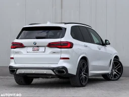 
										BMW X5 xDrive30d AT MHEV full									