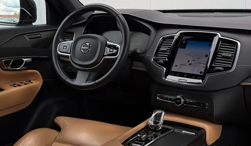 
								Volvo XC 90 B5 D AWD Geartronic Inscription full									