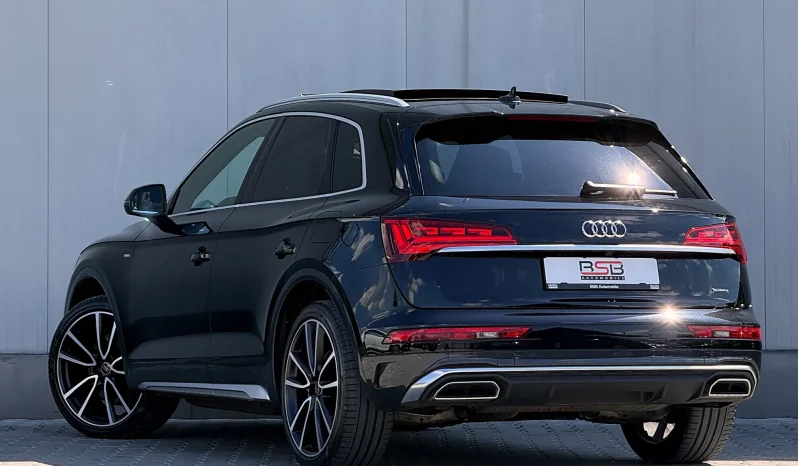 
								Audi Q5 50 TFSIe quattro S tronic S line business full									