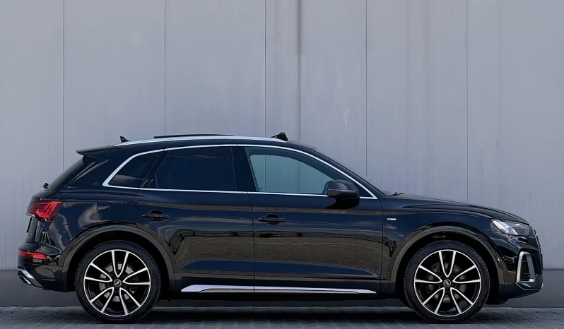 
								Audi Q5 50 TFSIe quattro S tronic S line business full									