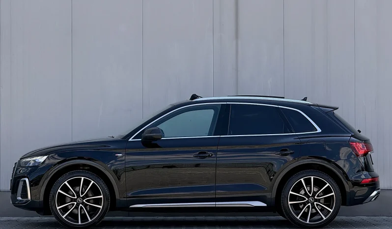 
								Audi Q5 50 TFSIe quattro S tronic S line business full									