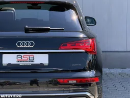 
										Audi Q5 50 TFSIe quattro S tronic S line business full									