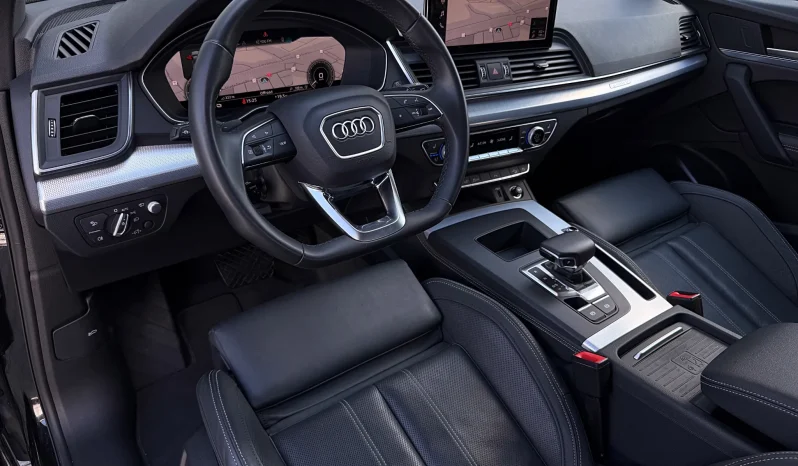 
								Audi Q5 50 TFSIe quattro S tronic S line business full									