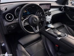 
										Mercedes-Benz GLC 220 d 4MATIC 9G-TRONIC Exclusive full									