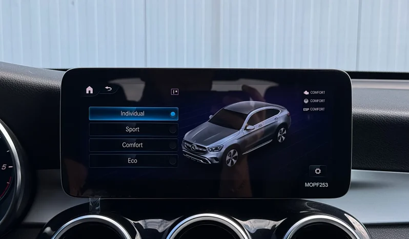 
								Mercedes-Benz GLC 220 d 4MATIC 9G-TRONIC Exclusive full									
