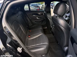 
										Mercedes-Benz GLC 220 d 4MATIC 9G-TRONIC Exclusive full									