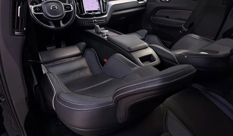 
								Volvo XC 60 B4 D AWD Geartronic RDesign full									