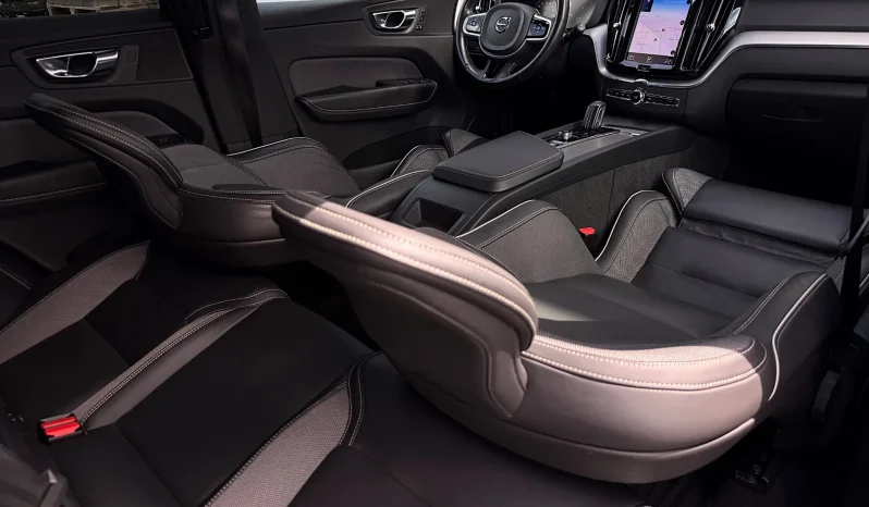 
								Volvo XC 60 B4 D AWD Geartronic RDesign full									