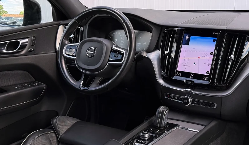 
								Volvo XC 60 B4 D AWD Geartronic RDesign full									