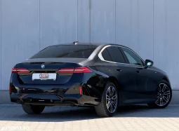 
										BMW Seria 5 520i AT MHEV full									