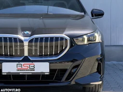 
										BMW Seria 5 520i AT MHEV full									