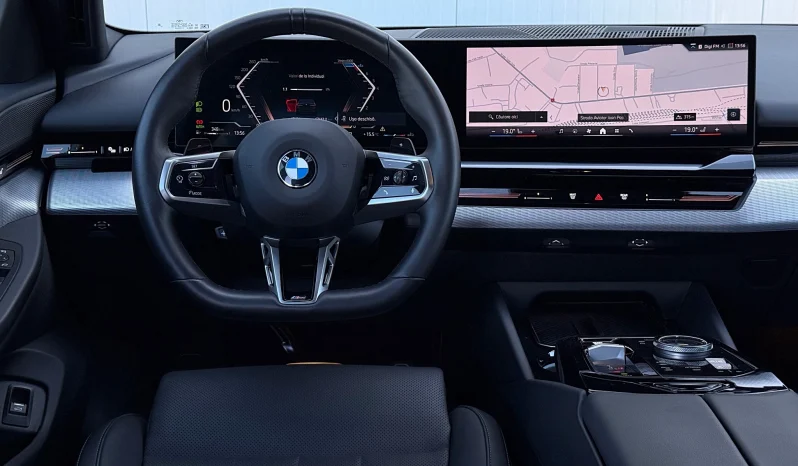 
								BMW Seria 5 520i AT MHEV full									