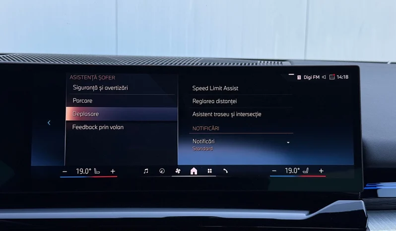 
								BMW Seria 5 520i AT MHEV full									
