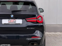 
										BMW X3 xDrive20d AT MHEV full									