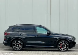 
										BMW X5 xDrive30d AT MHEV full									