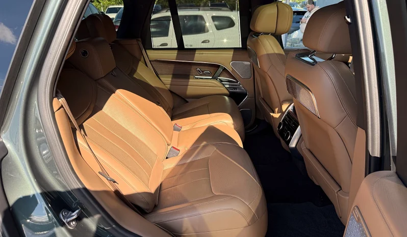 
								Land Rover Range Rover 3.0 I6 D250 MHEV HSE full									