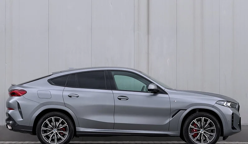 
								BMW X6 xDrive30d AT MHEV full									