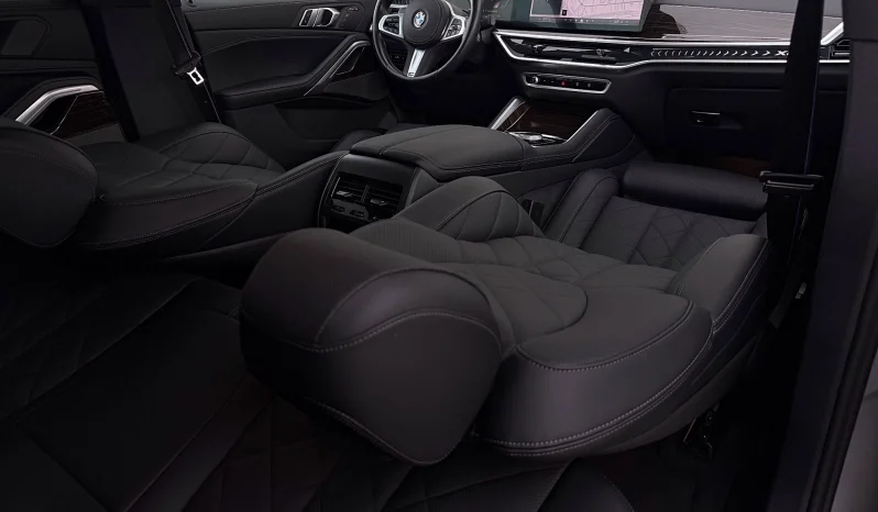 
								BMW X6 xDrive30d AT MHEV full									